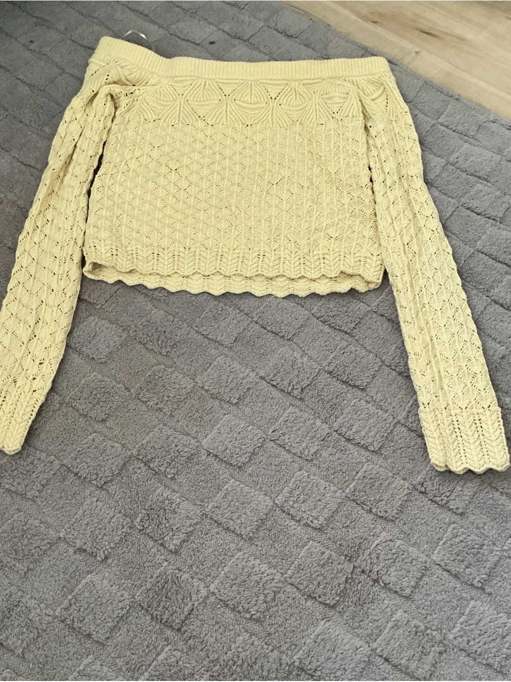 Hollister Pale Yellow Off-the-Shoulder Knit Sweater